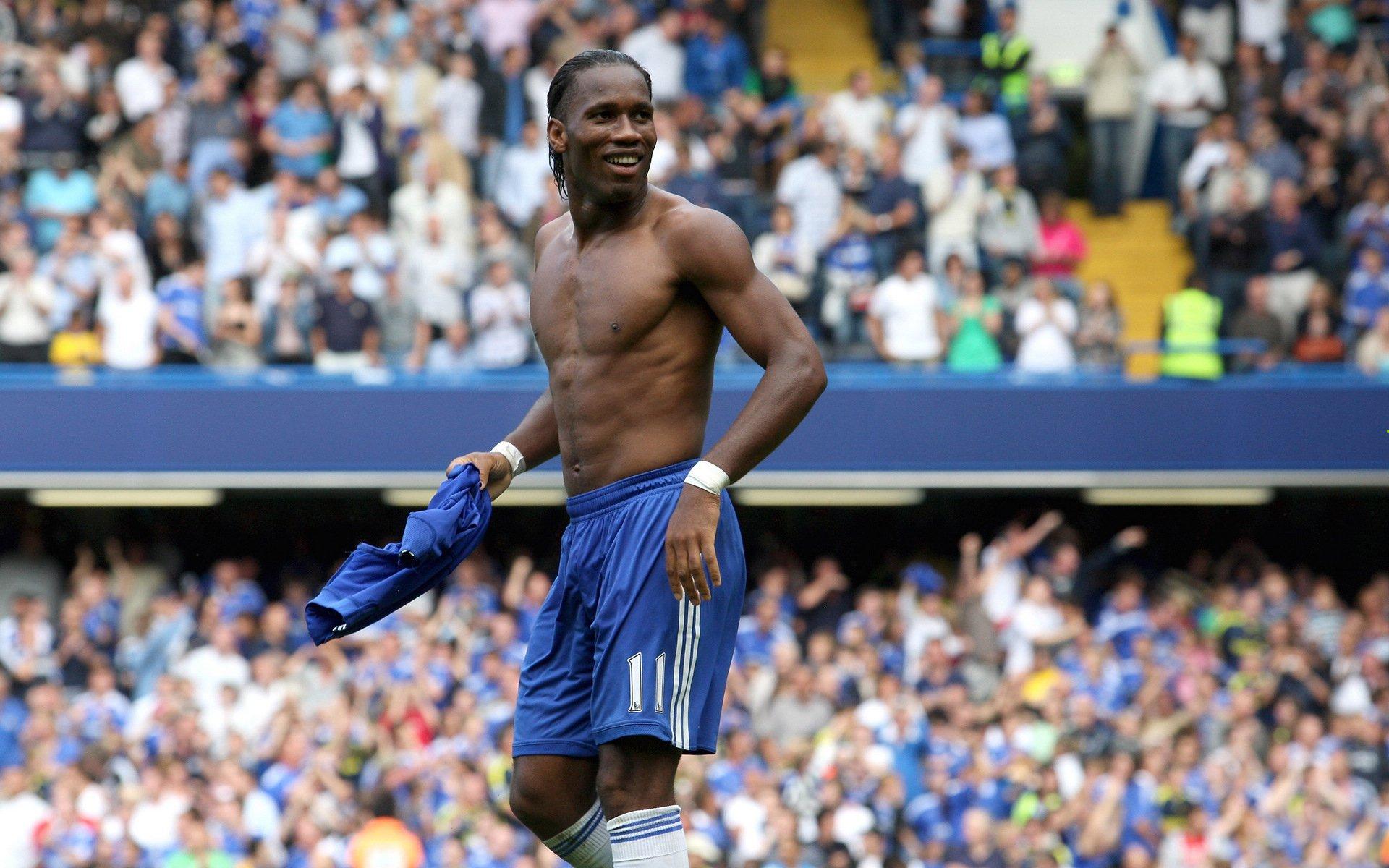 格斗巨星巅峰对决,传奇之夜引爆全球拳迷热情